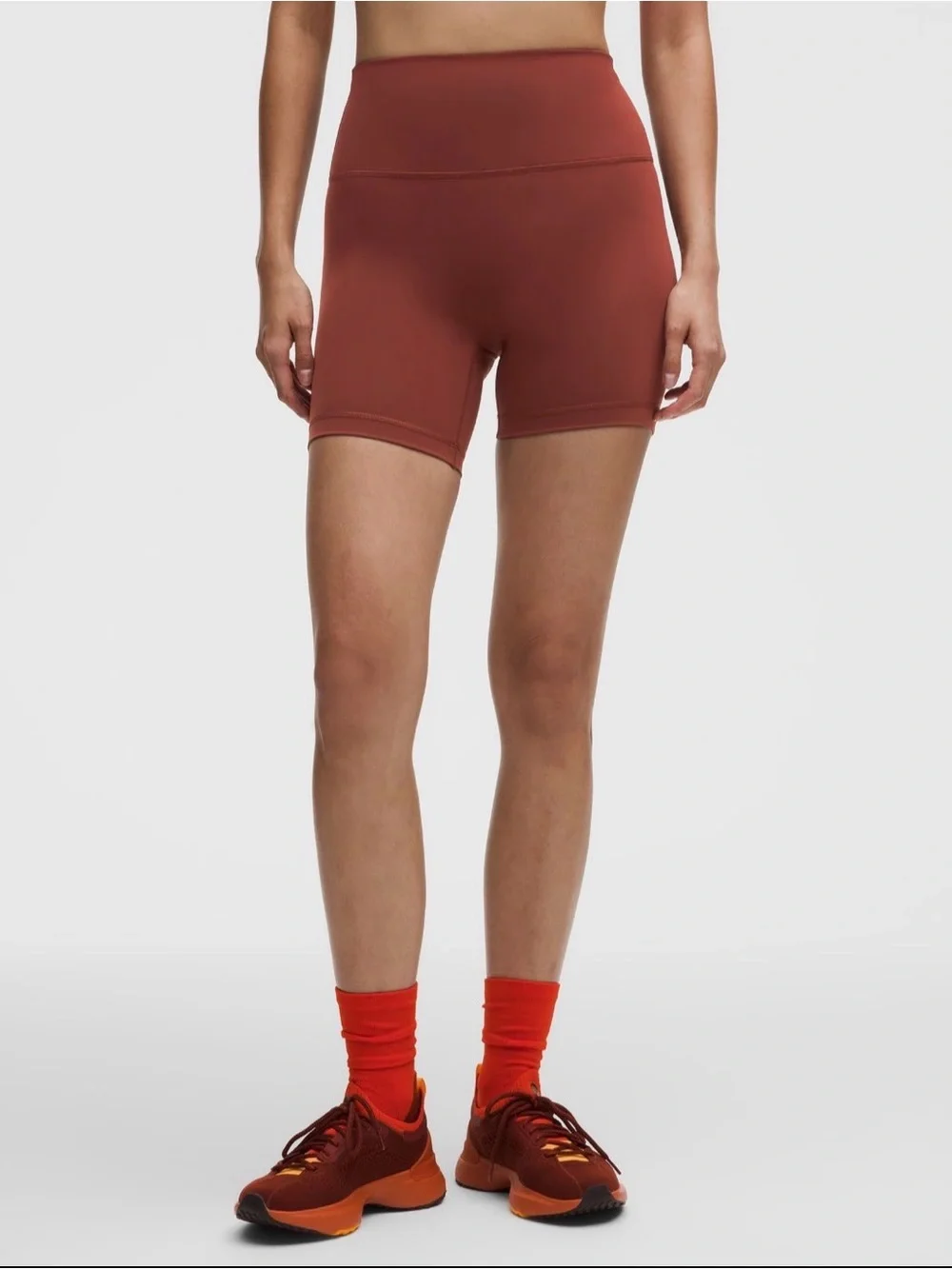 NWT - Lululemon Wunder Train No Line High-Rise Short 6